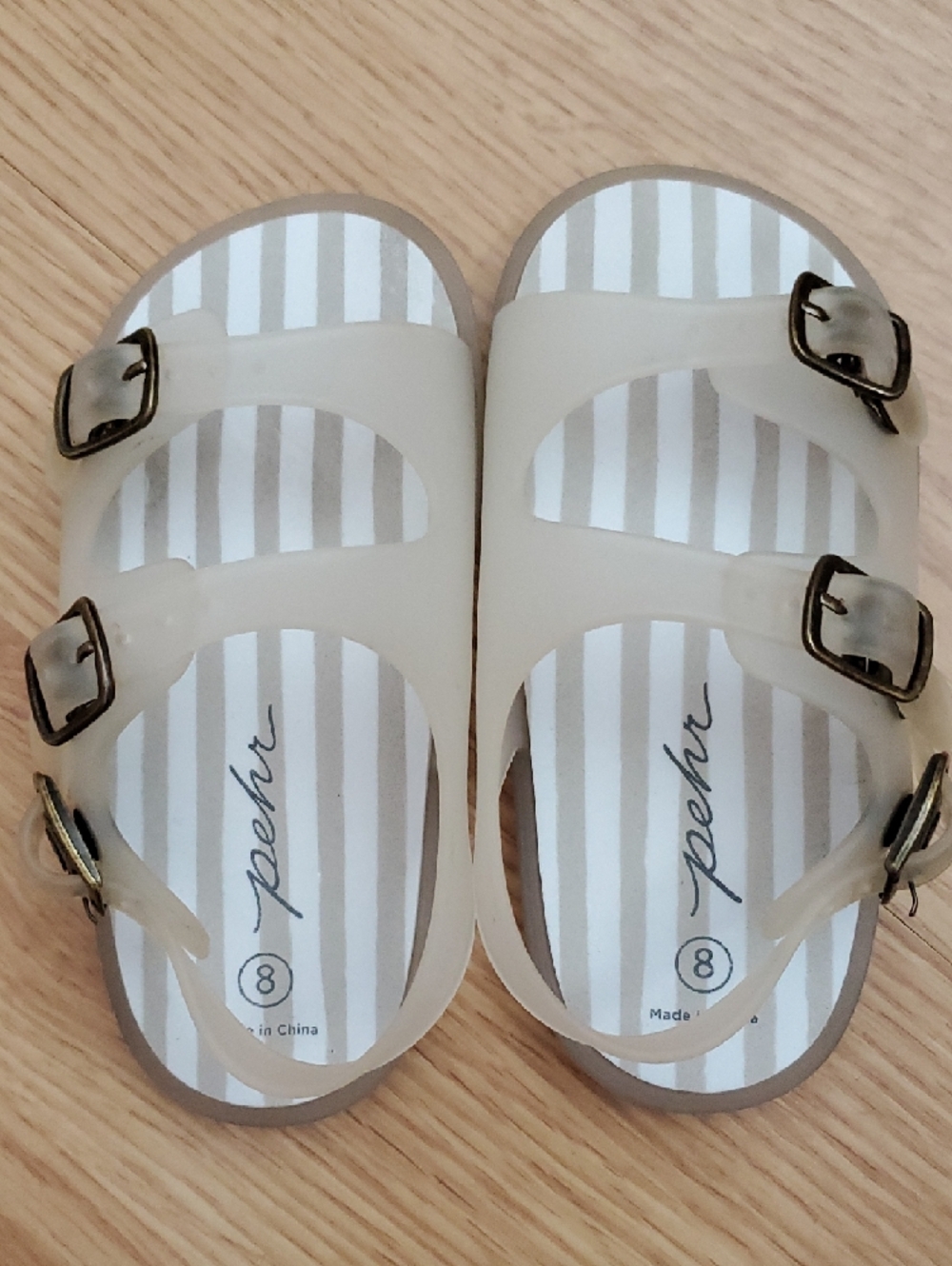 Pehr Kids Translucent White Jelly Buckle Sandals Unisex Size 8 - Picture 3 of 14